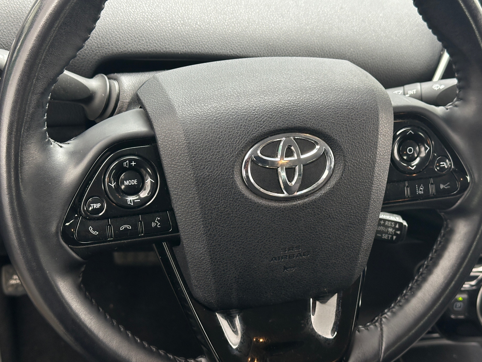 Thumbnail: 2022 Toyota Prius Prime - 5