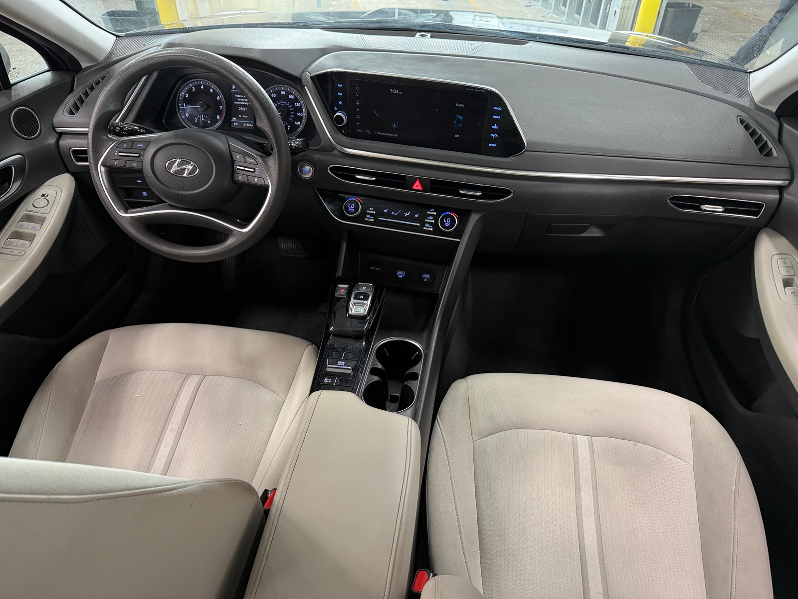 Thumbnail: 2023 Hyundai Sonata - 3