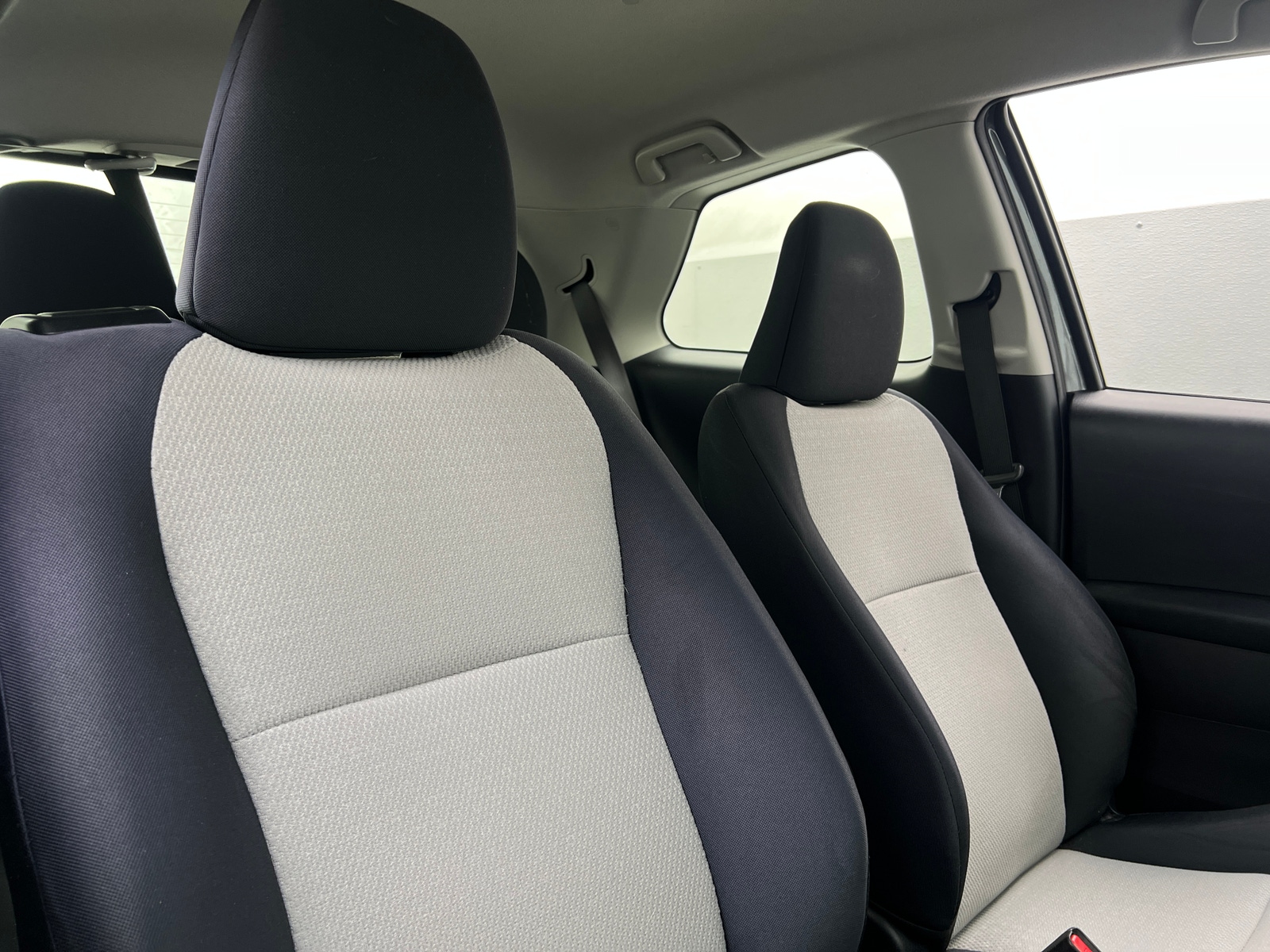 Thumbnail: 2013 Toyota Yaris - 2