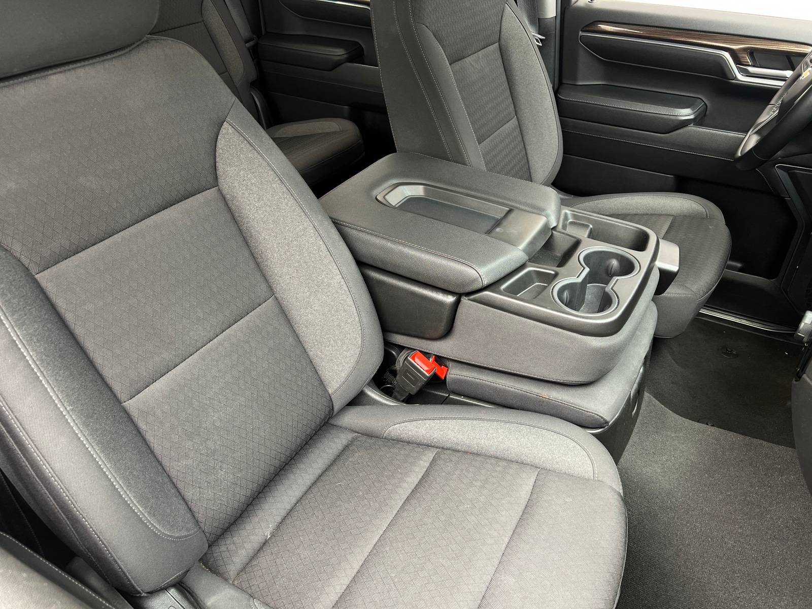 Thumbnail: 2024 Chevrolet Silverado 1500 - 2