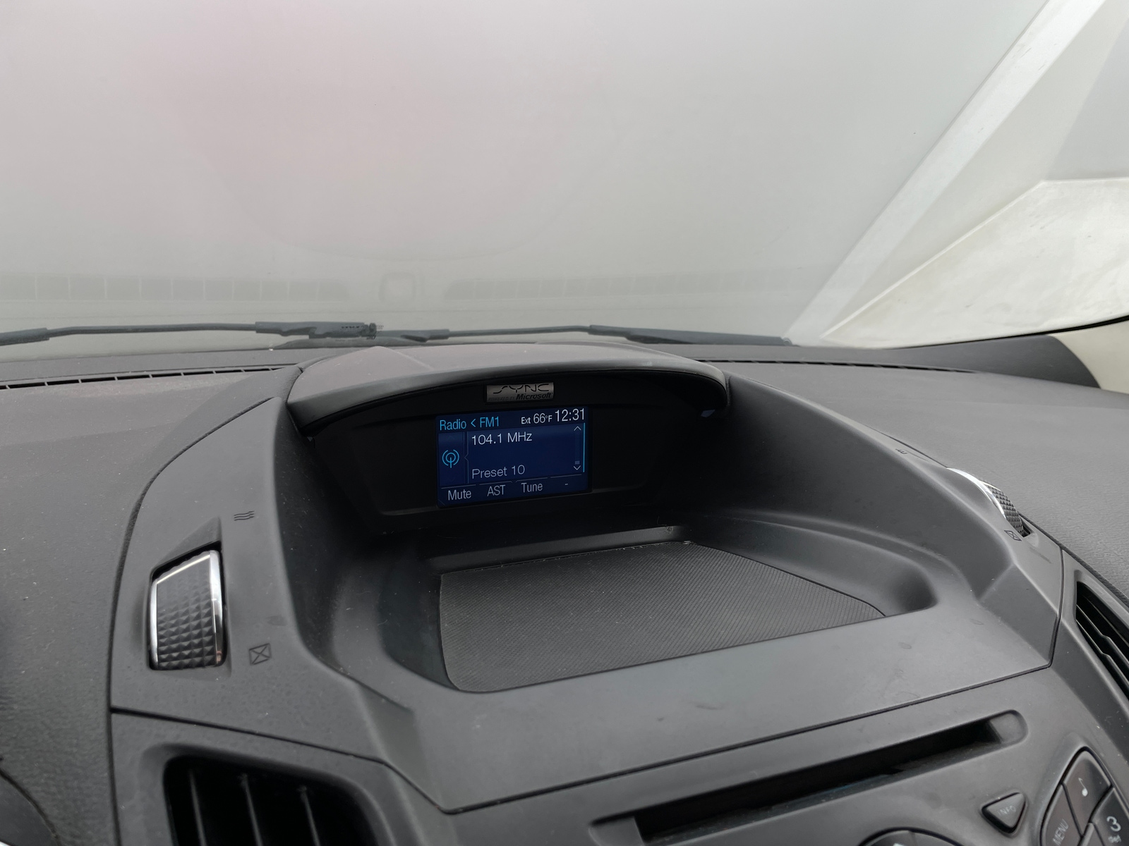 Thumbnail: 2013 Ford Escape - 4