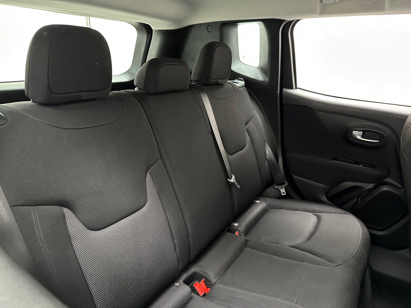 Thumbnail: 2020 Jeep Renegade - 6