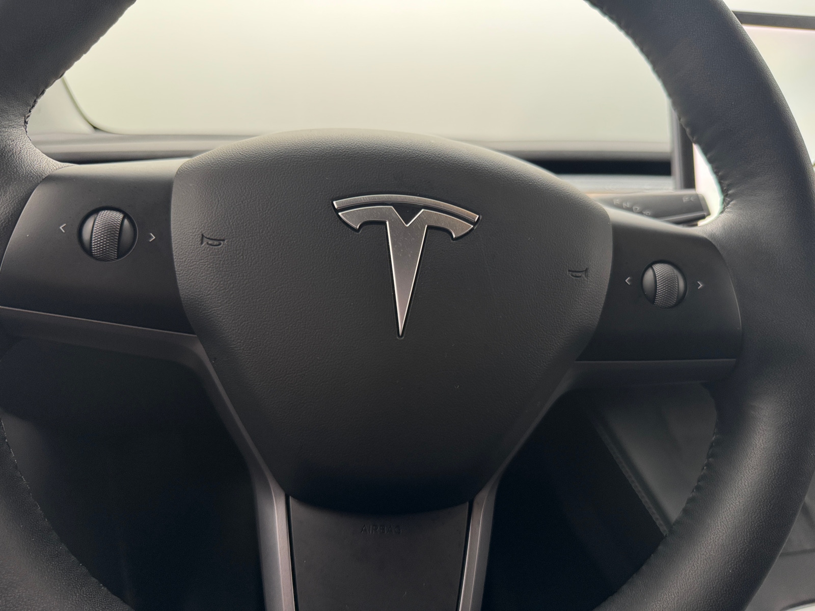 Thumbnail: 2022 Tesla Model Y - 4