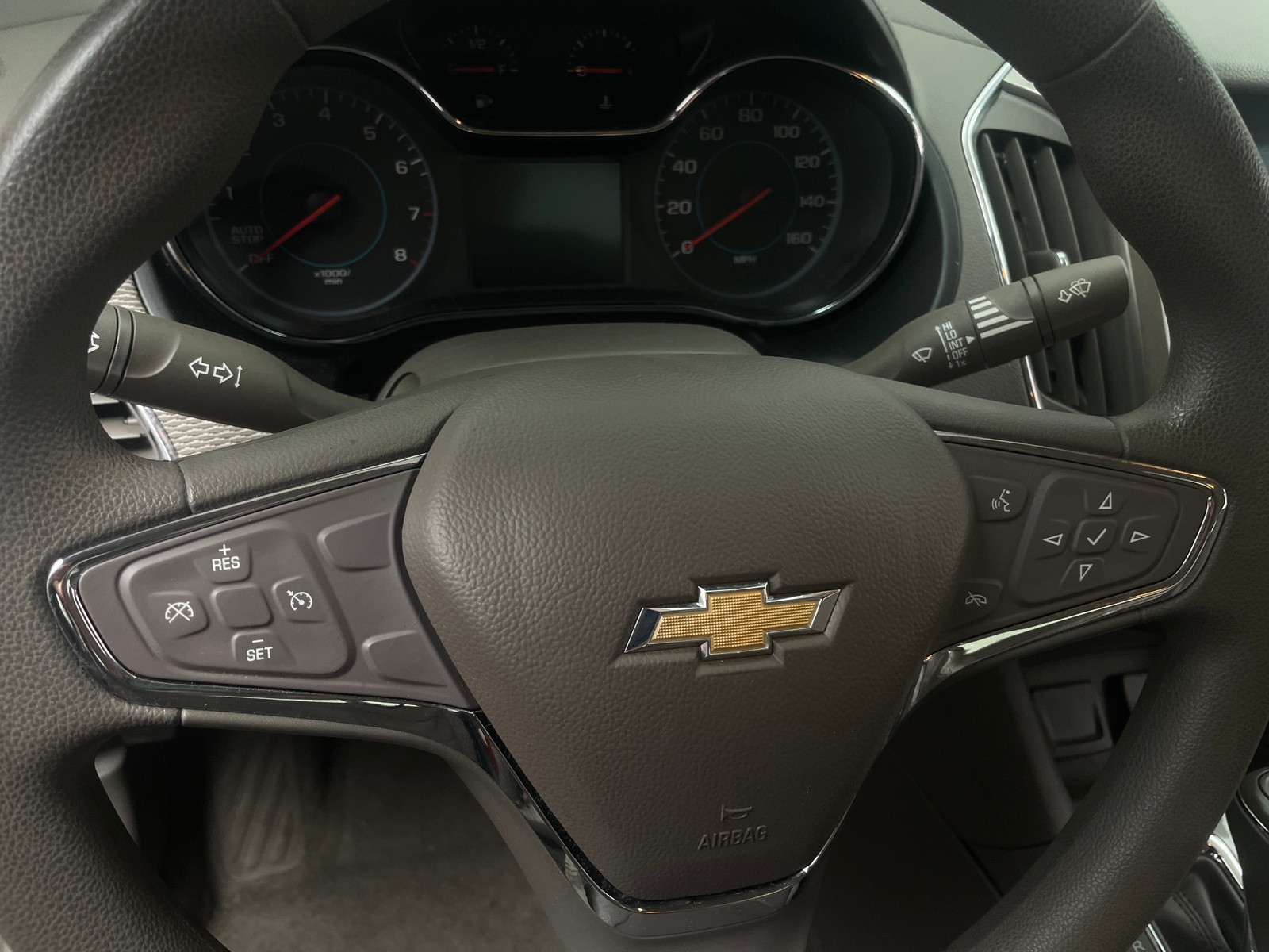 Thumbnail: 2016 Chevrolet Cruze - 5