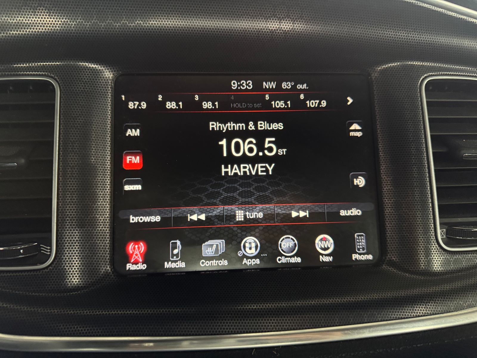 Thumbnail: 2015 Dodge Charger - 4
