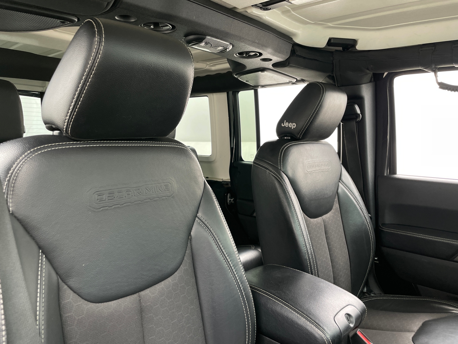 Thumbnail: 2017 Jeep Wrangler - 2