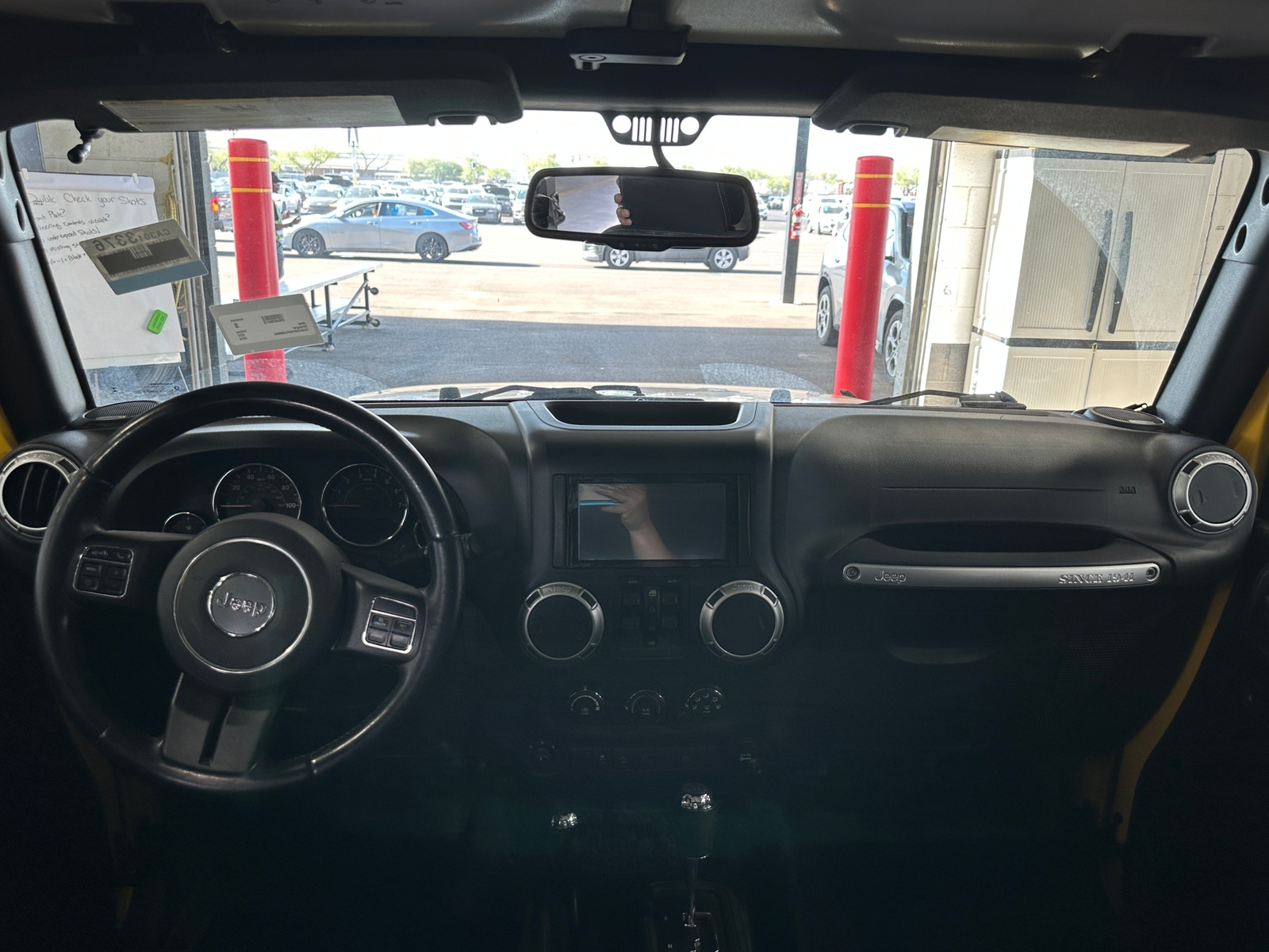Thumbnail: 2015 Jeep Wrangler - 3