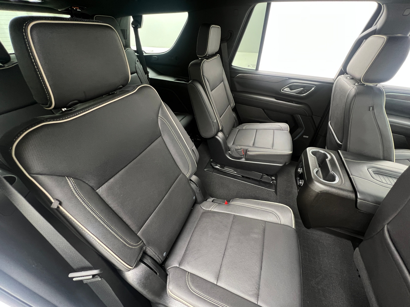 Thumbnail: 2023 Chevrolet Tahoe - 5