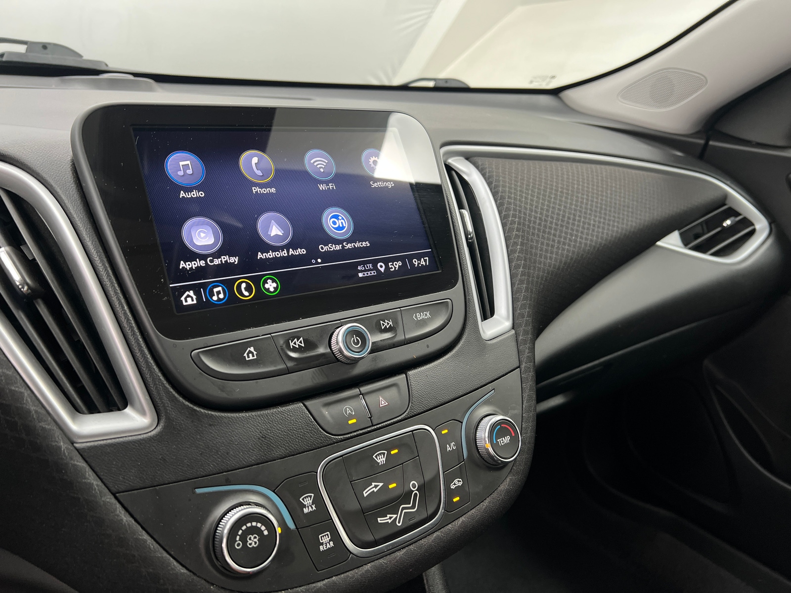 Thumbnail: 2023 Chevrolet Malibu - 4
