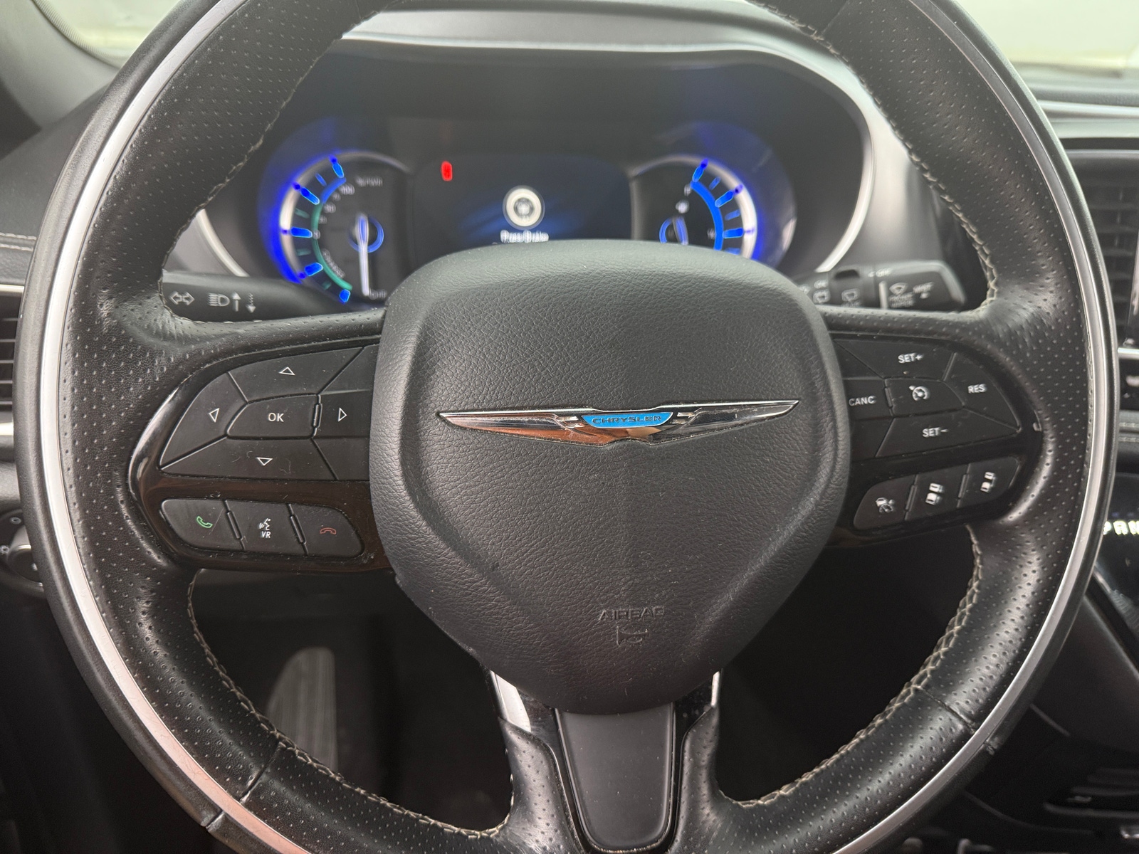 Thumbnail: 2020 Chrysler Pacifica - 4