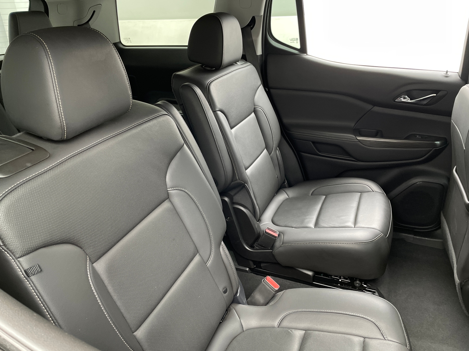 Thumbnail: 2023 GMC Acadia - 6