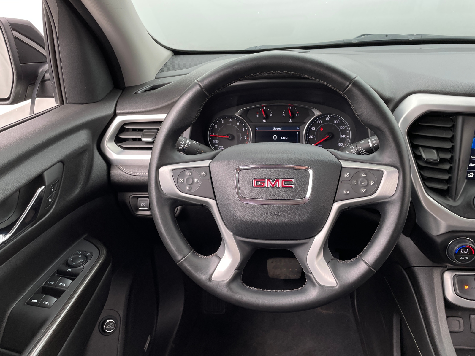 Thumbnail: 2023 GMC Acadia - 5