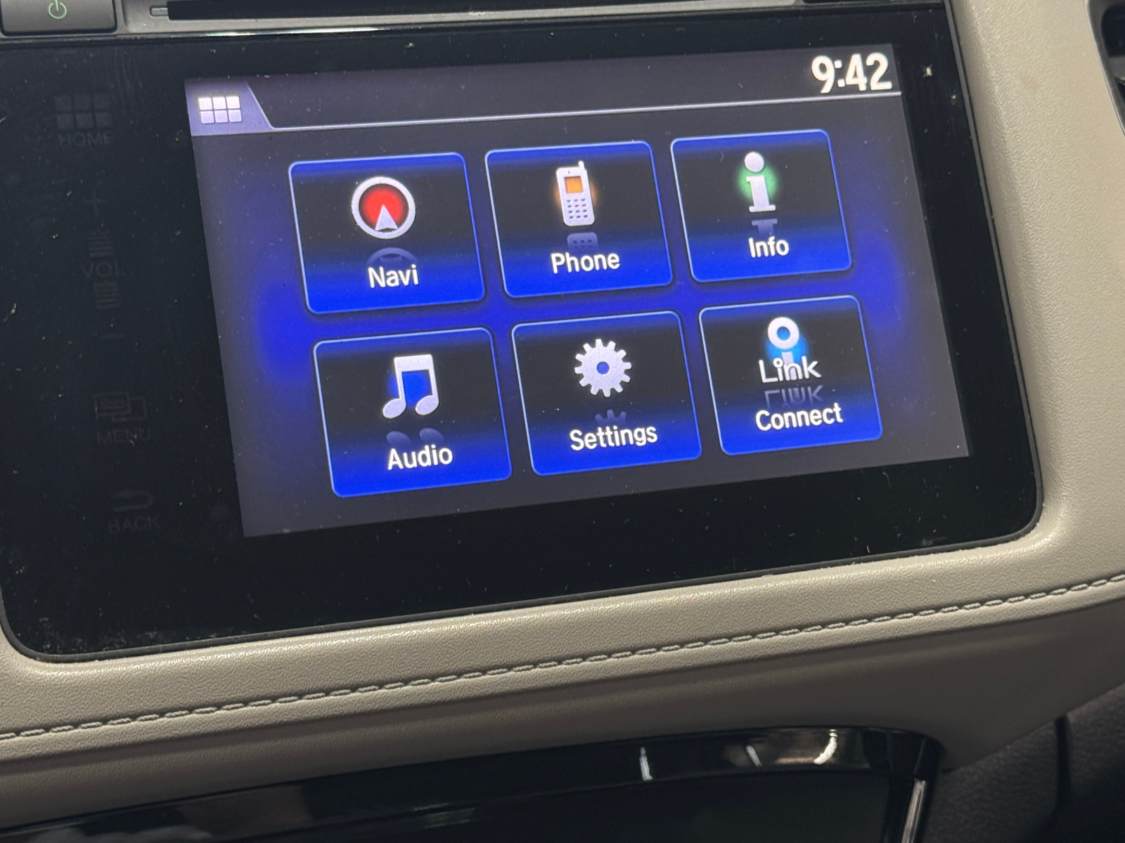 Thumbnail: 2016 Honda HR-V - 4