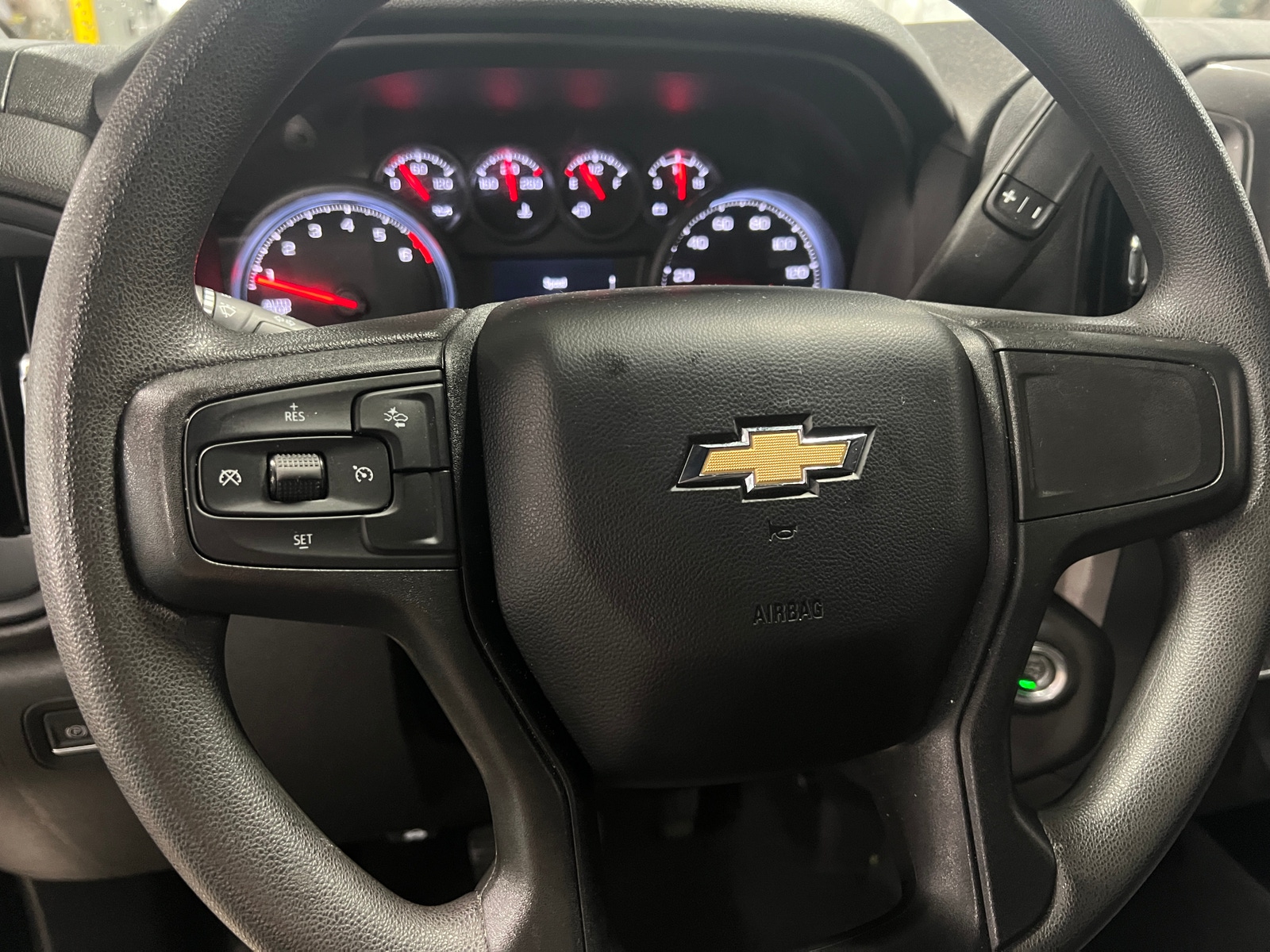 Thumbnail: 2023 Chevrolet Silverado 1500 - 5