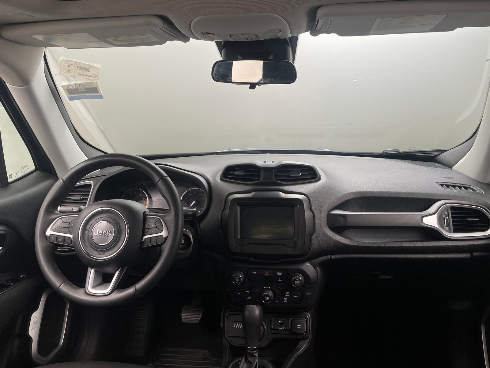 Thumbnail: 2021 Jeep Renegade - 3