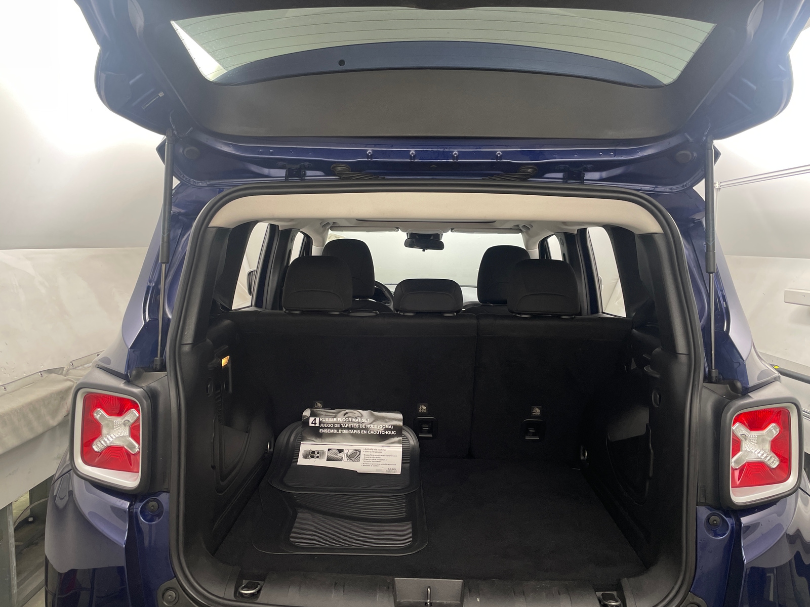 Thumbnail: 2021 Jeep Renegade - 7