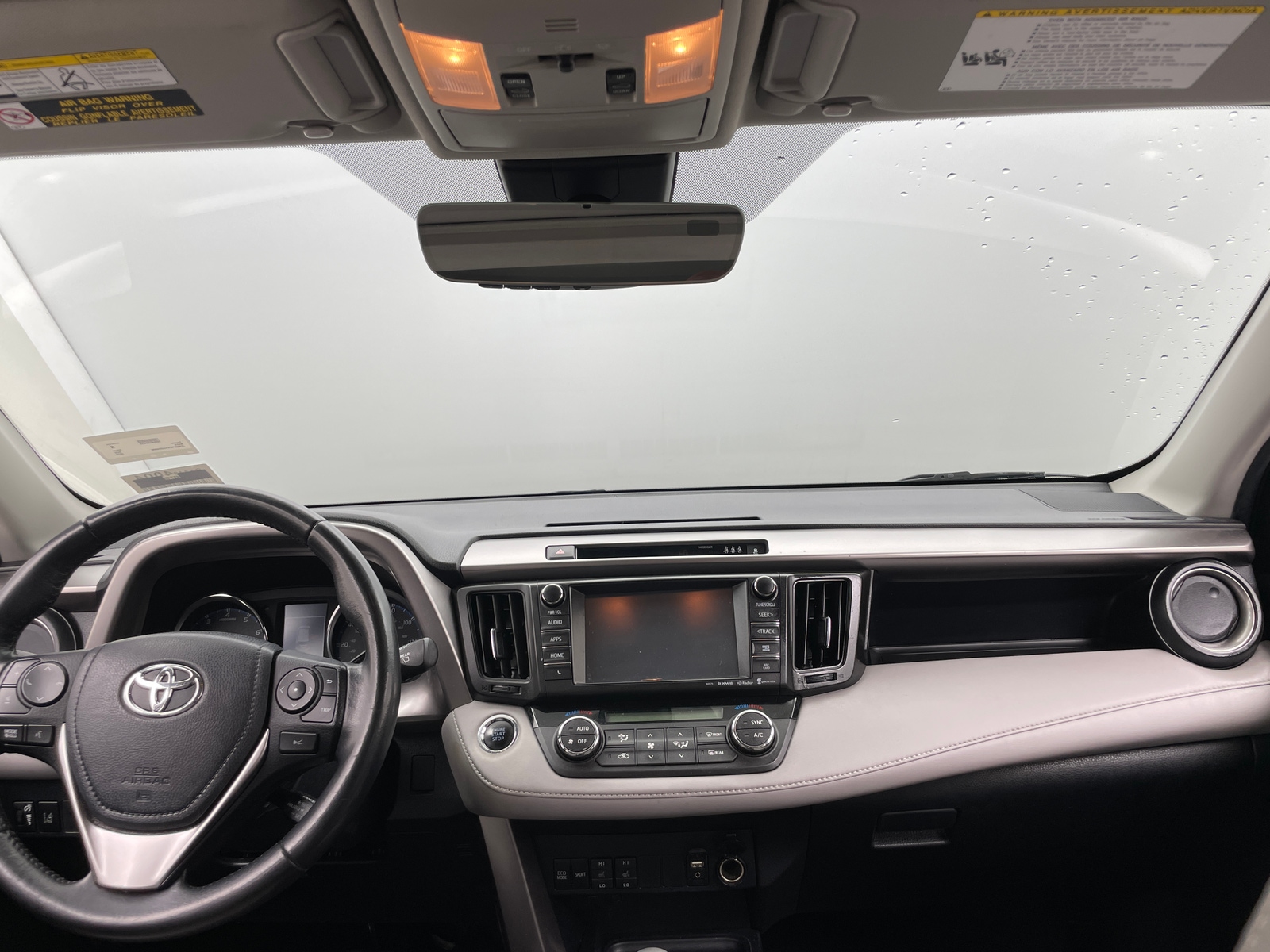 Thumbnail: 2018 Toyota RAV4 - 2