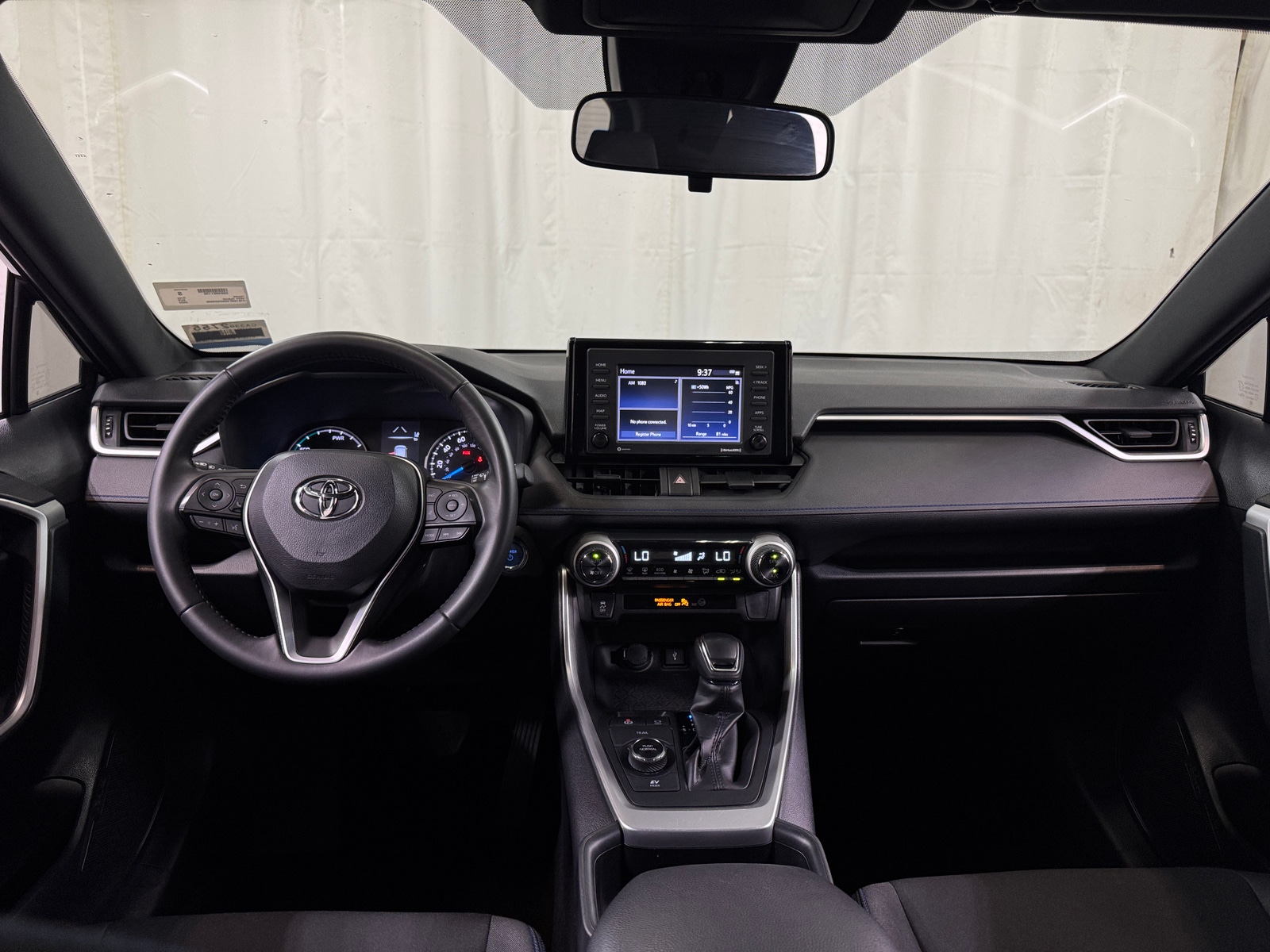 Thumbnail: 2022 Toyota RAV4 - 3