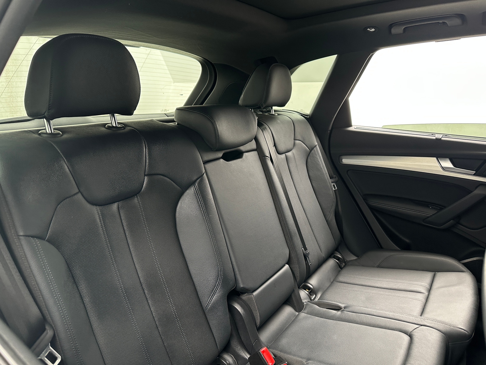 Thumbnail: 2019 Audi SQ5 - 5