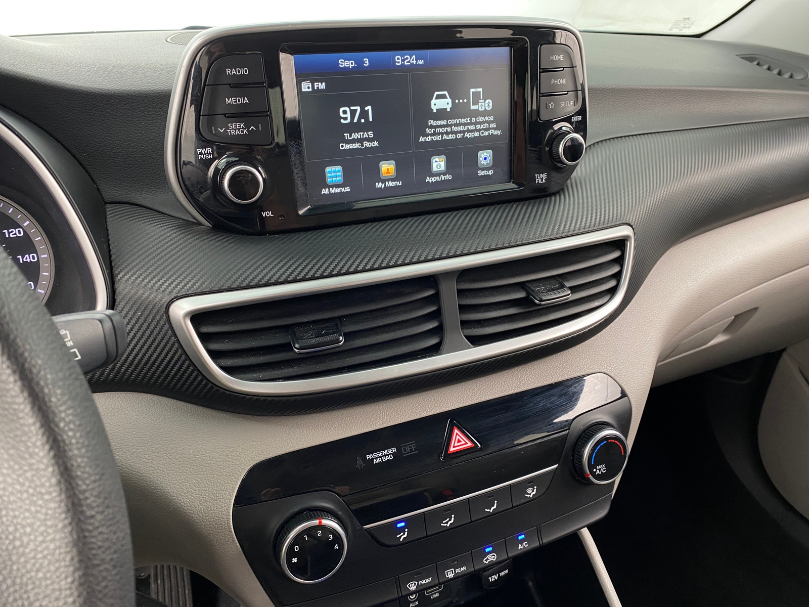 Thumbnail: 2019 Hyundai Tucson - 4