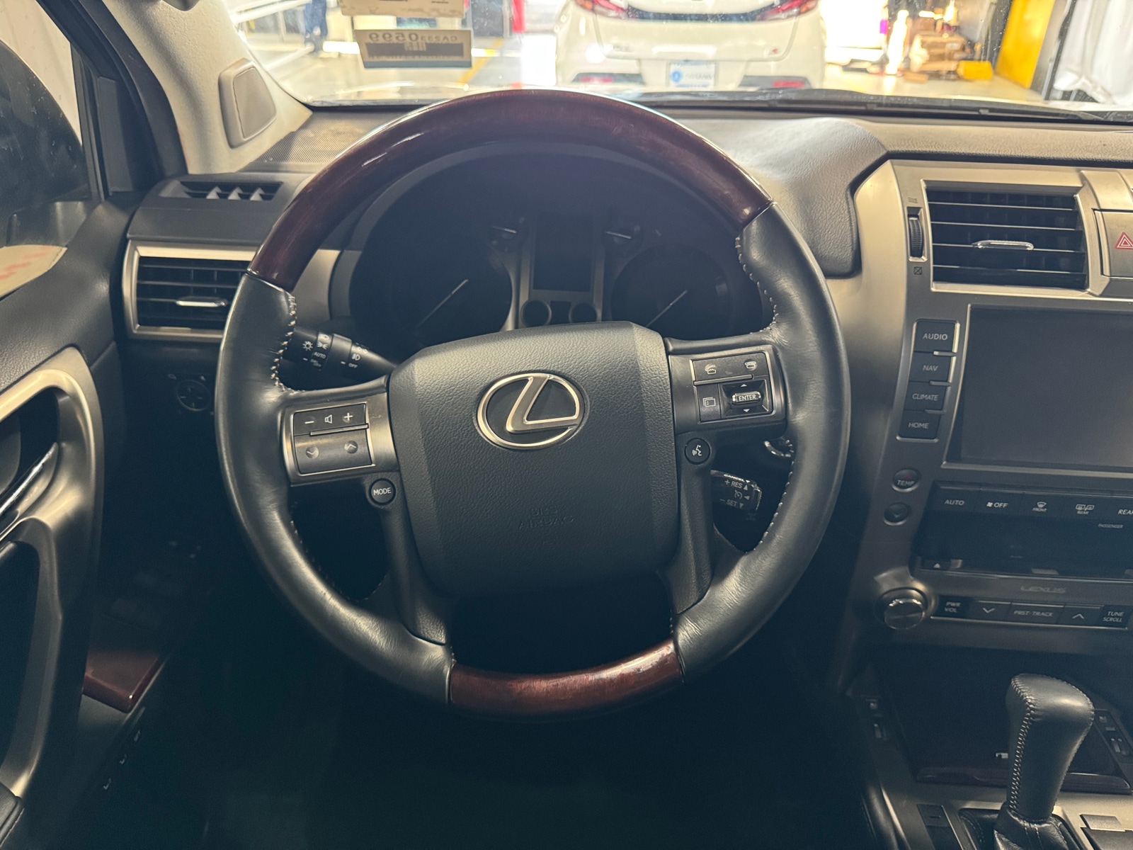 Thumbnail: 2015 Lexus GX - 4