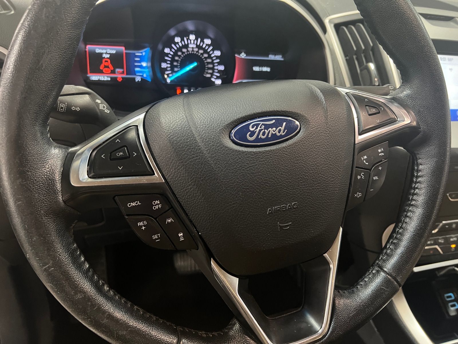 Thumbnail: 2020 Ford Edge - 4