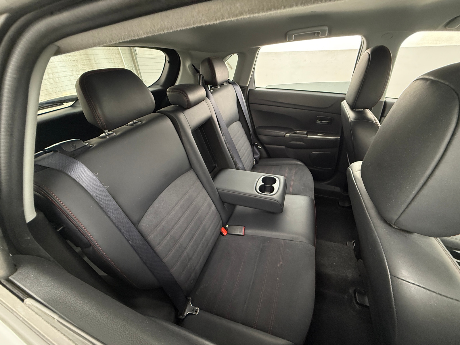 Thumbnail: 2024 Mitsubishi Outlander Sport - 5