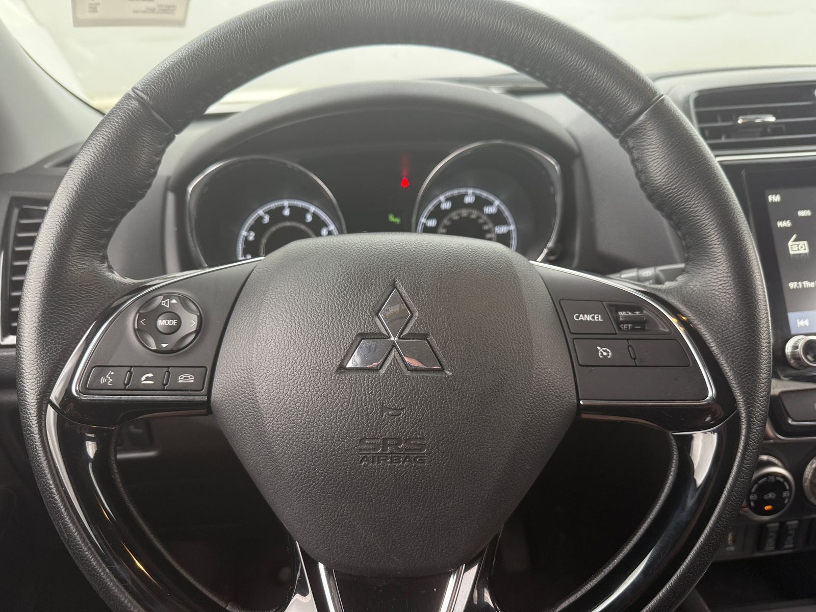 Thumbnail: 2024 Mitsubishi Outlander Sport - 4