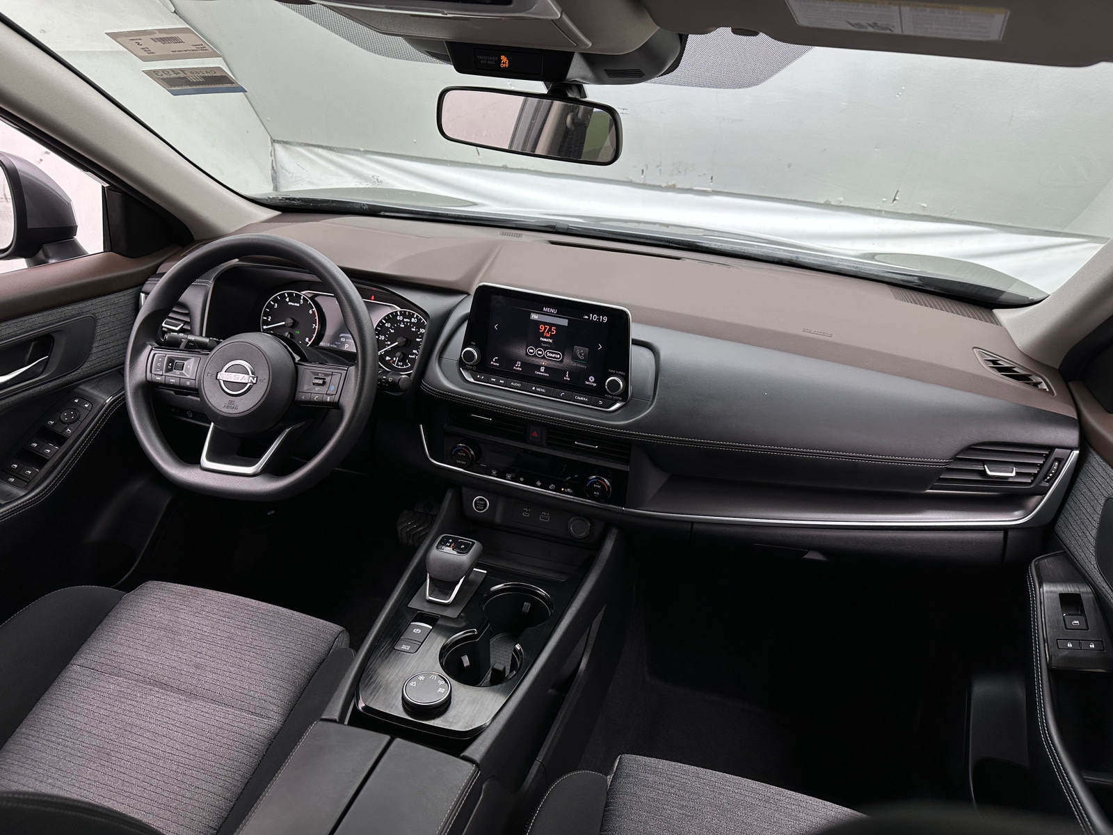 Thumbnail: 2023 Nissan Rogue - 3