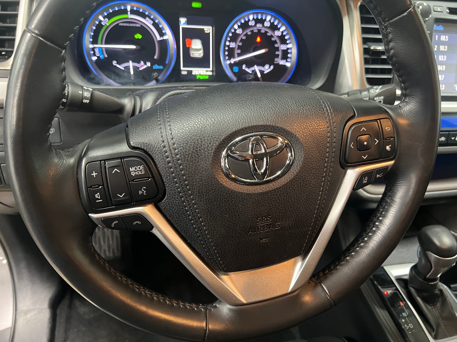 Thumbnail: 2019 Toyota Highlander - 4