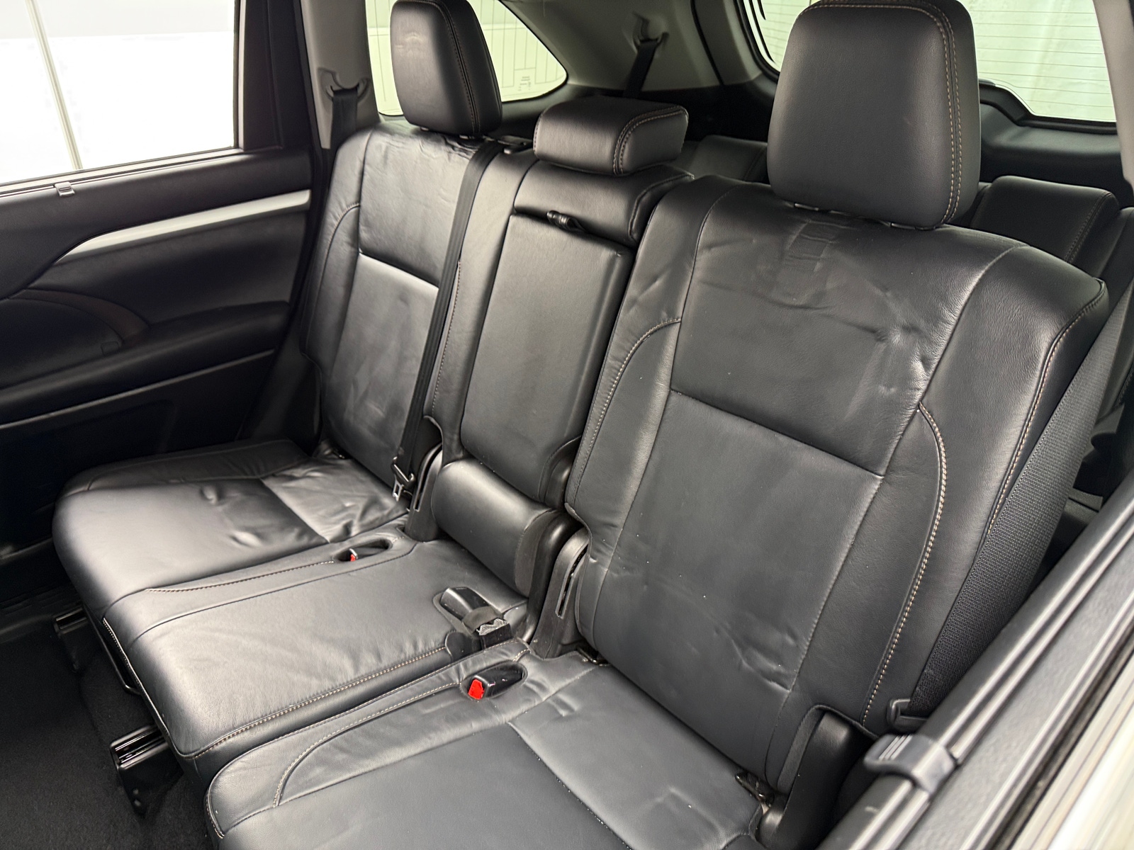 Thumbnail: 2017 Toyota Highlander - 6