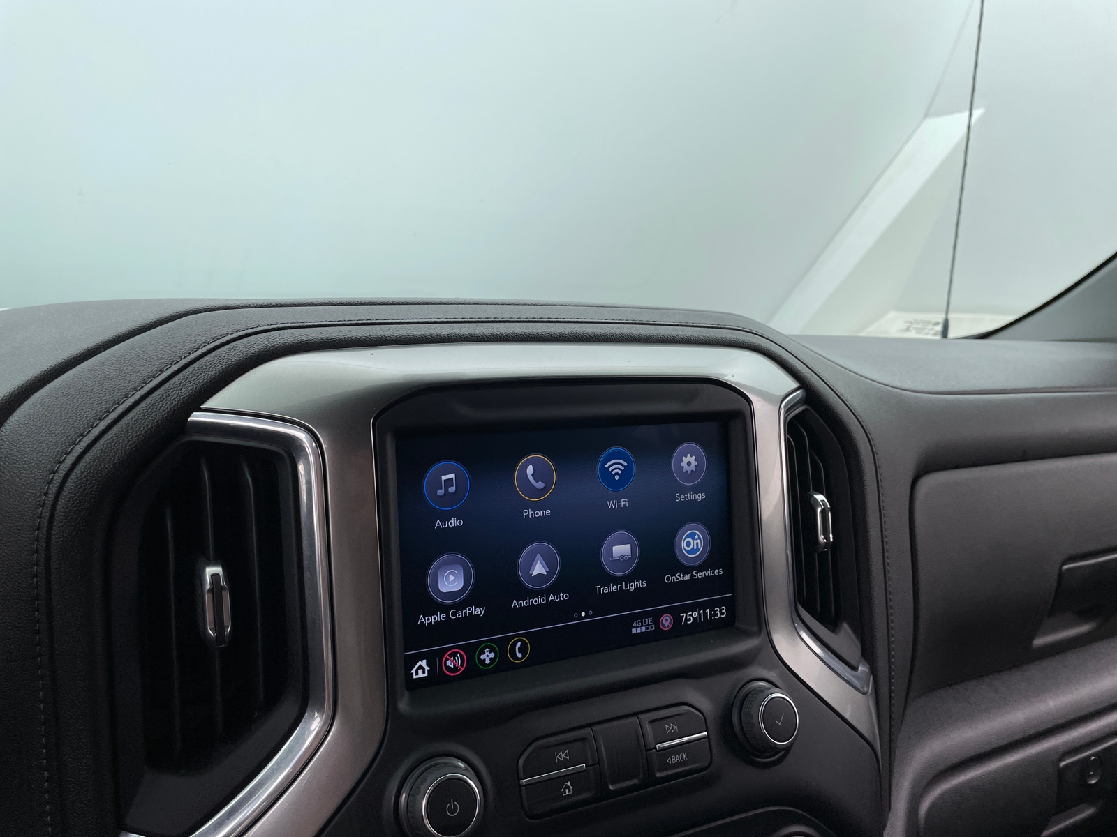 Thumbnail: 2021 Chevrolet Silverado 1500 - 4