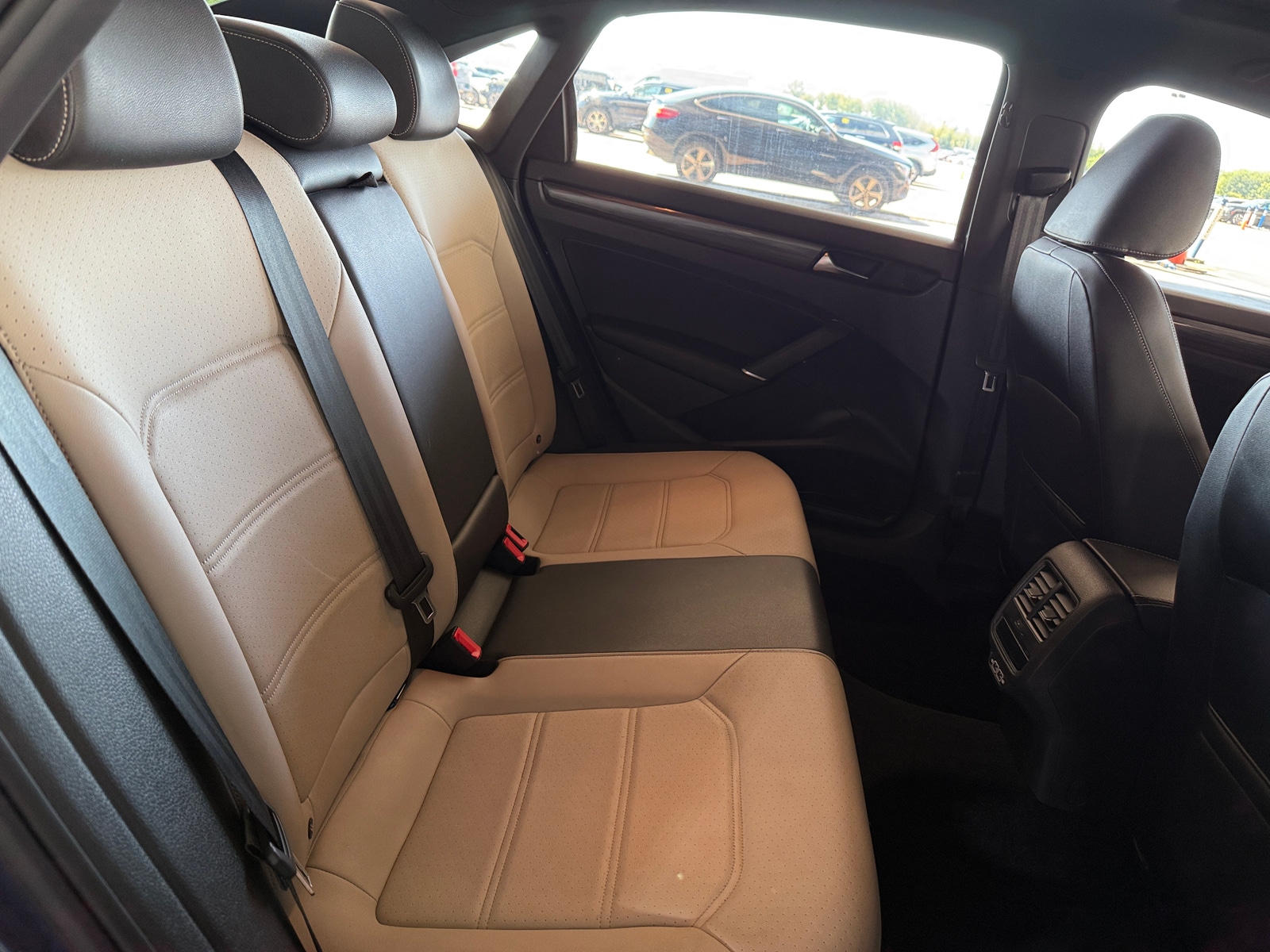 Thumbnail: 2021 Volkswagen Passat - 5