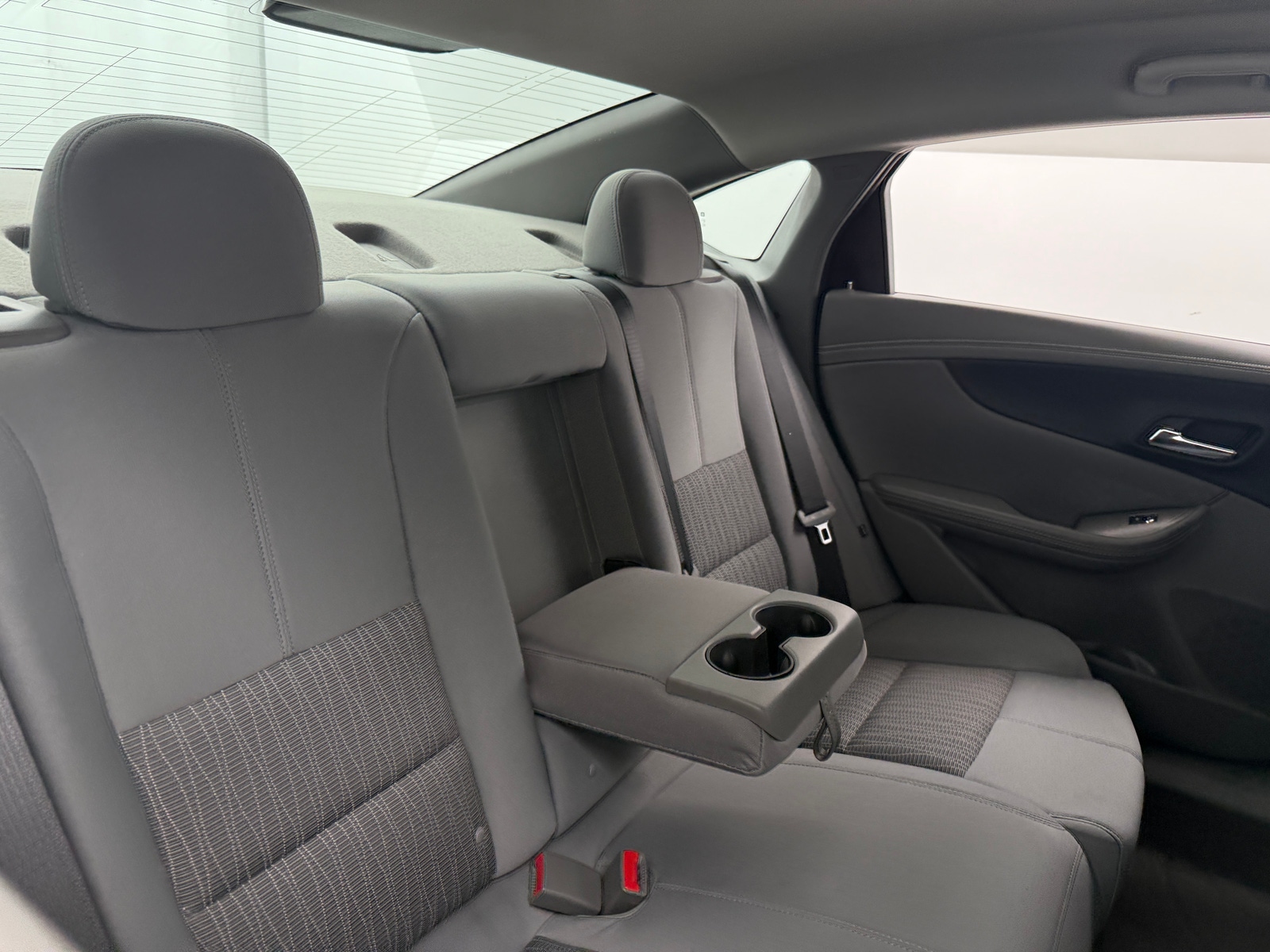 Thumbnail: 2017 Chevrolet Impala - 6