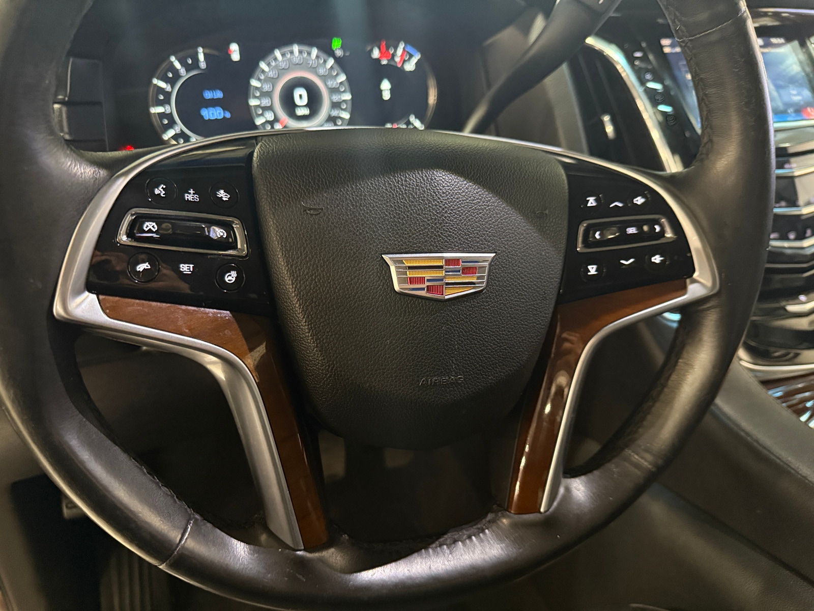 Thumbnail: 2018 Cadillac Escalade - 4