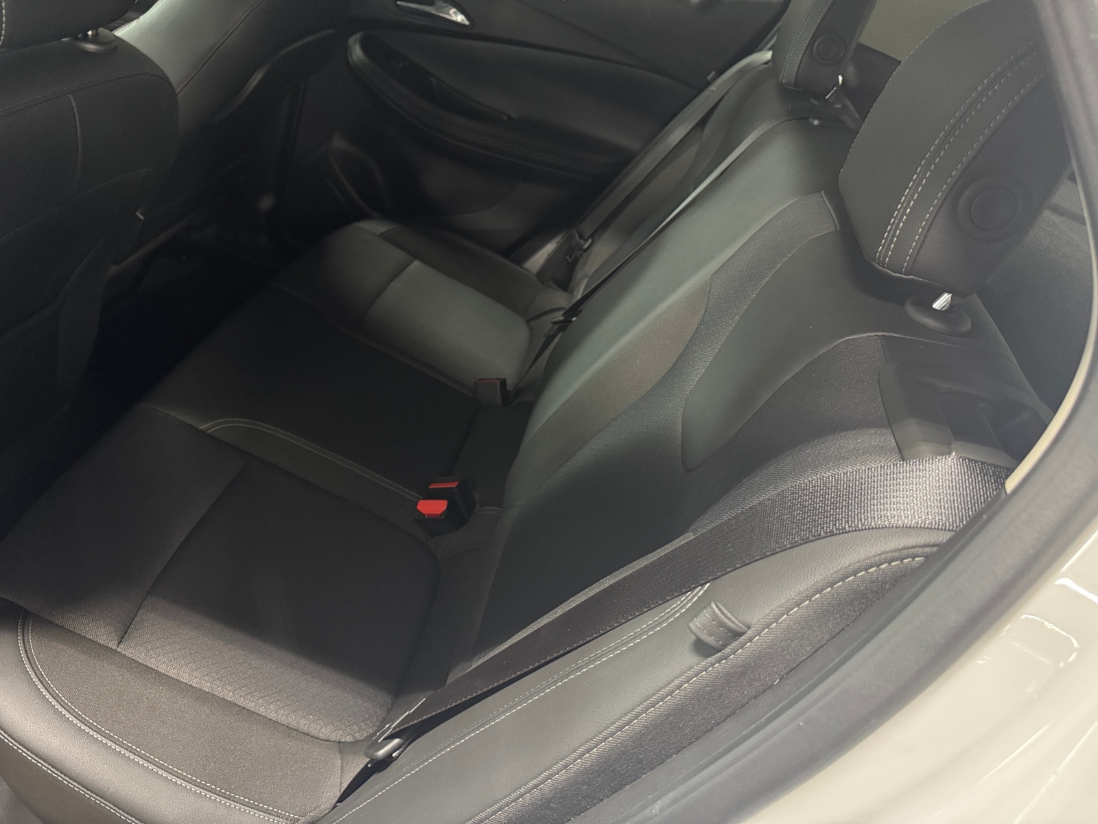 Thumbnail: 2022 Buick Encore GX - 5