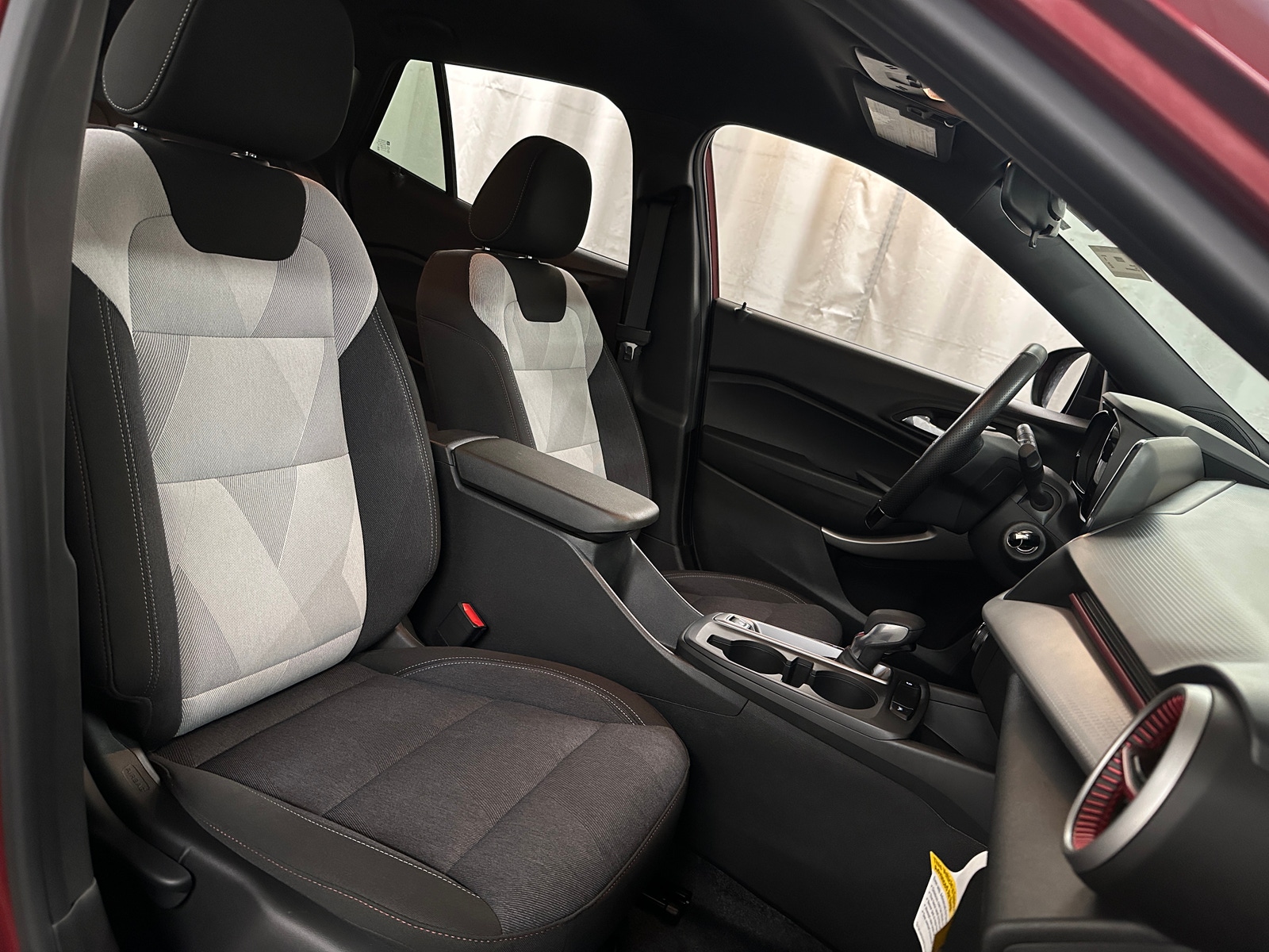 Thumbnail: 2024 Chevrolet Trax - 2