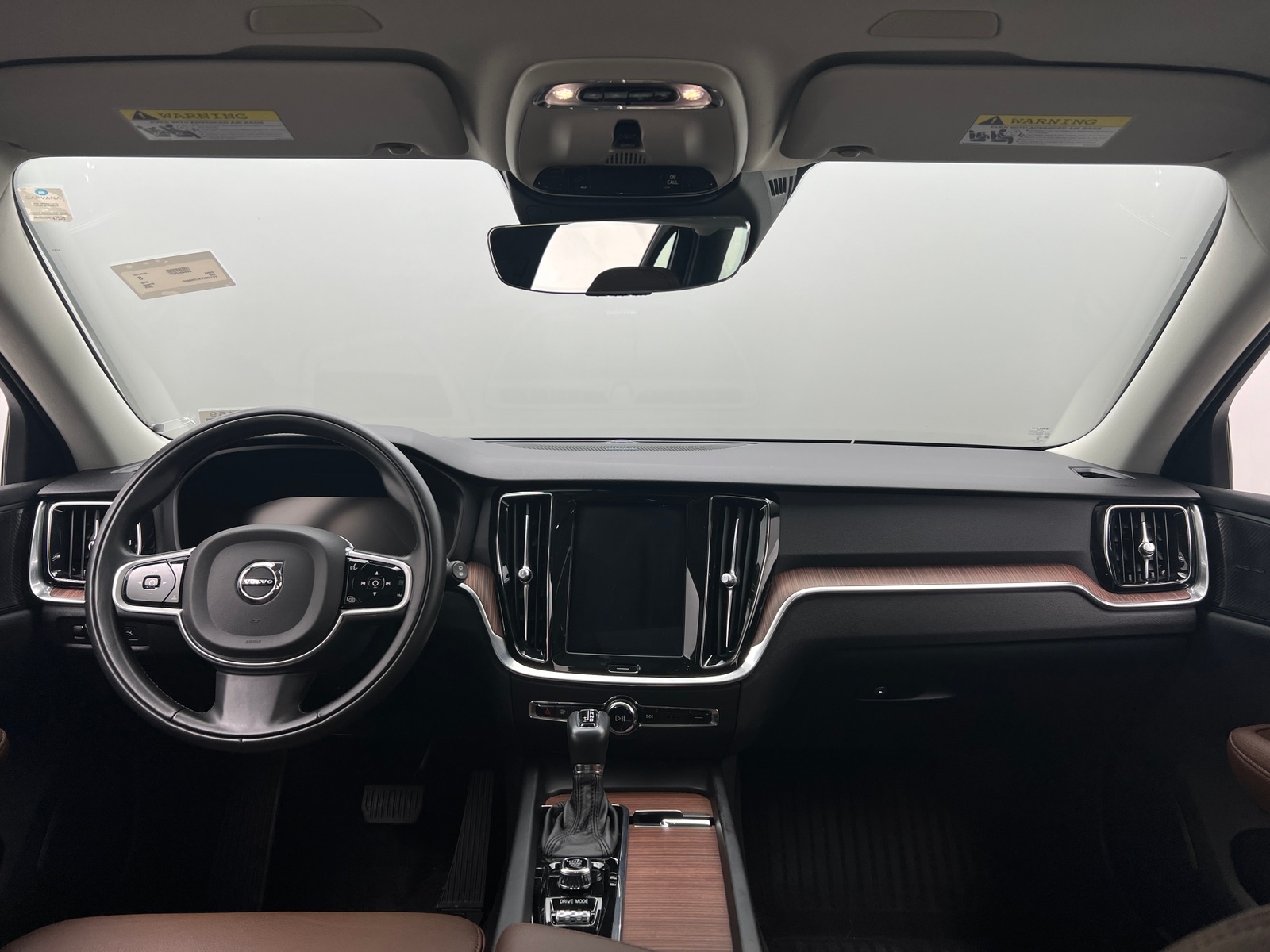 Thumbnail: 2020 Volvo V60 - 2