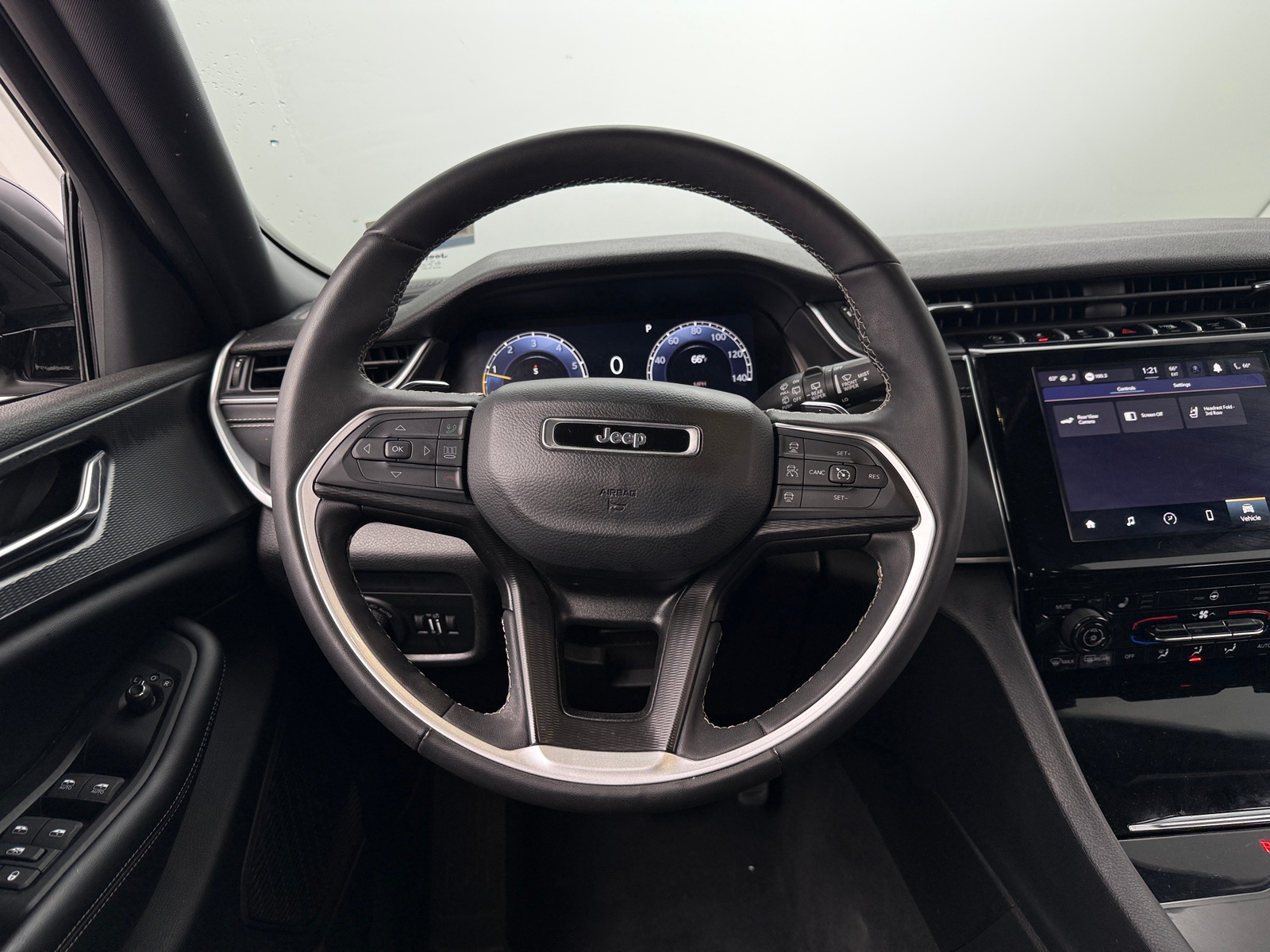 Thumbnail: 2024 Jeep Grand Cherokee L - 5