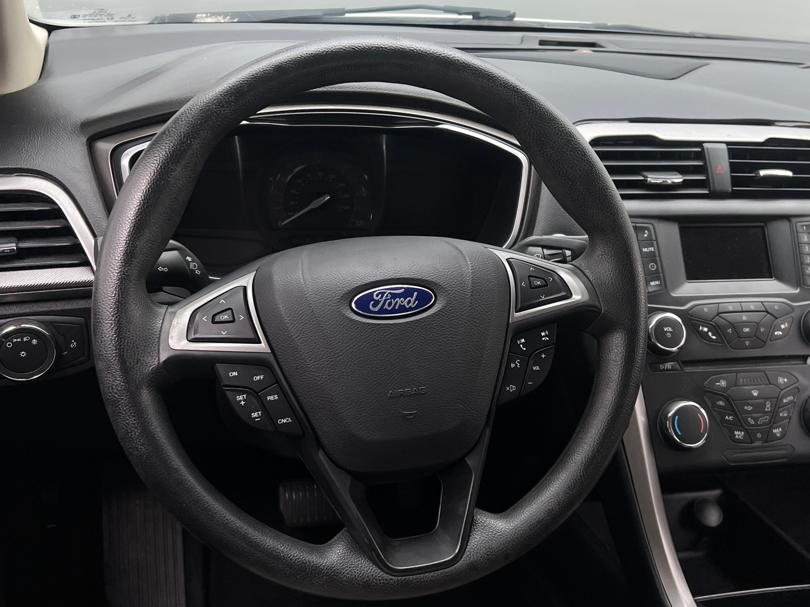Thumbnail: 2017 Ford Fusion - 5