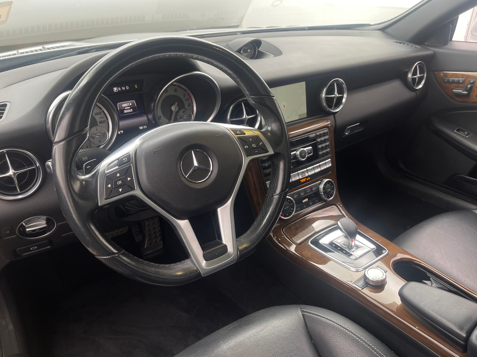 Thumbnail: 2016 Mercedes-Benz SLK - 2