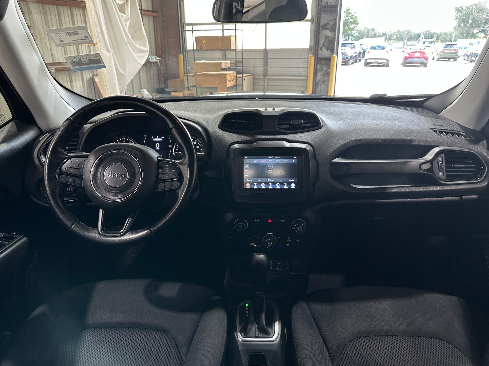 Thumbnail: 2018 Jeep Renegade - 3