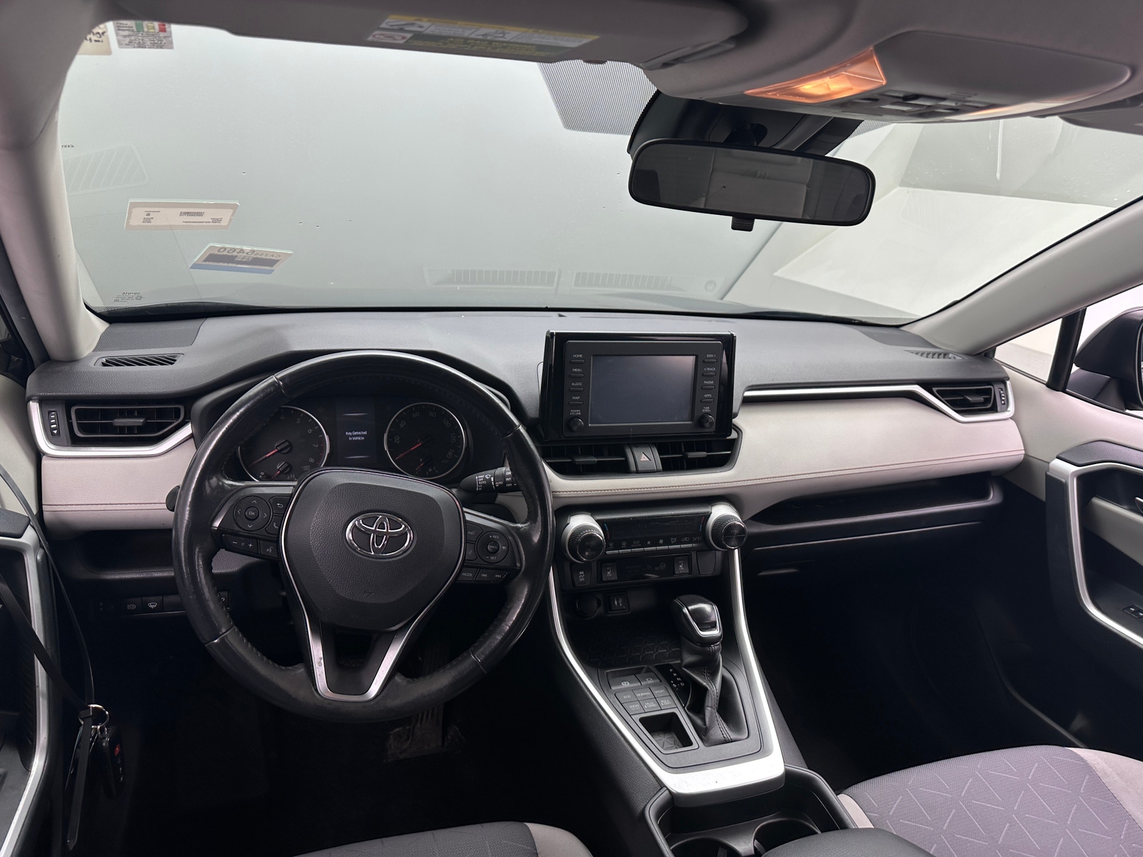Thumbnail: 2019 Toyota RAV4 - 3