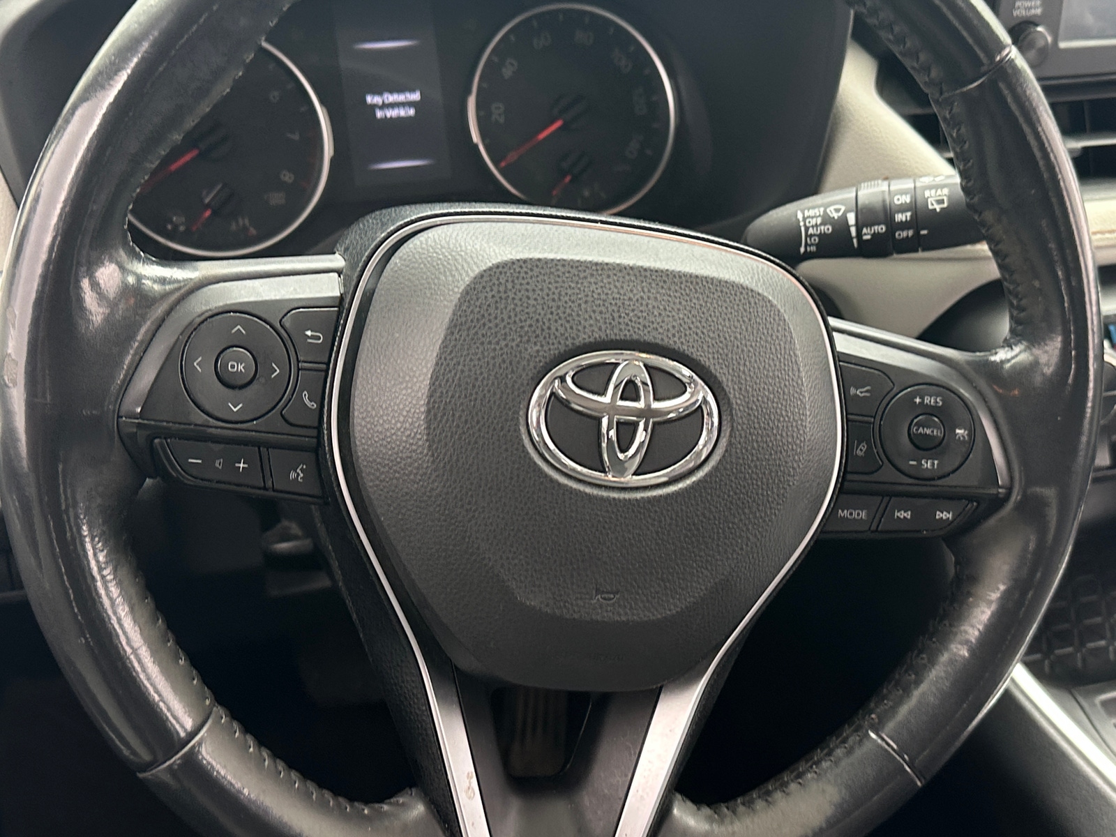Thumbnail: 2019 Toyota RAV4 - 5