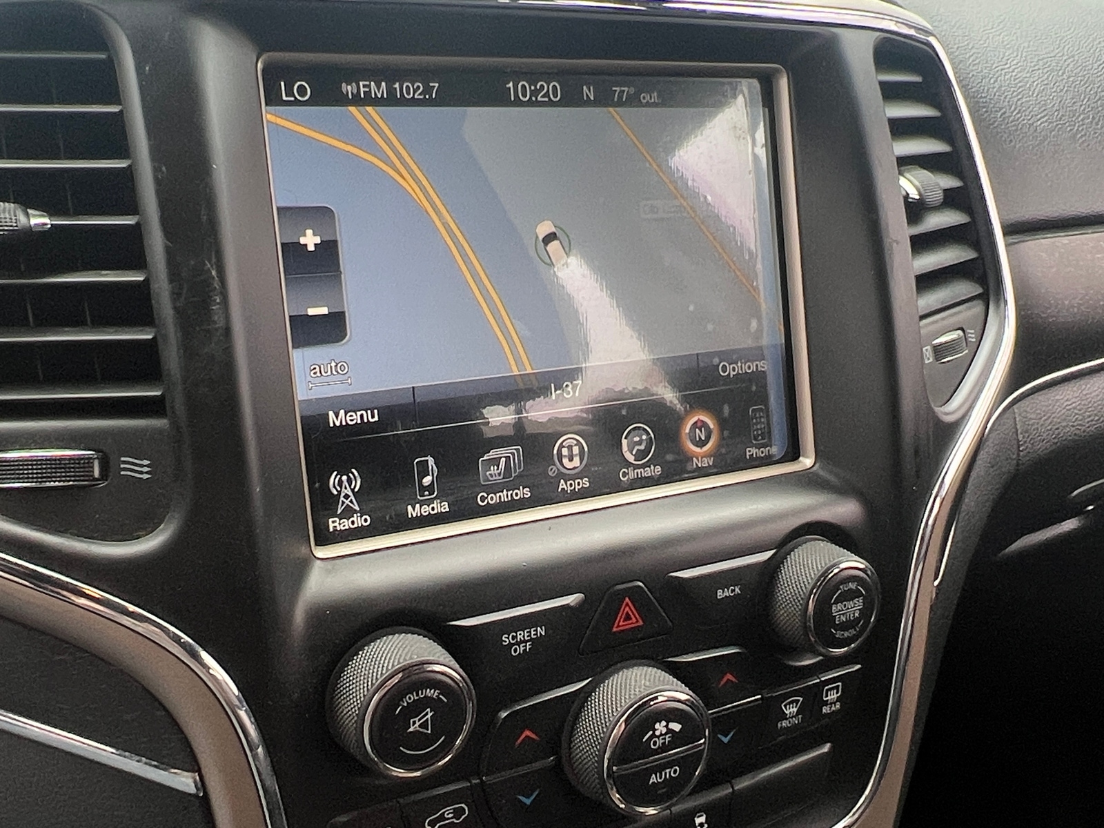 Thumbnail: 2015 Jeep Grand Cherokee - 3