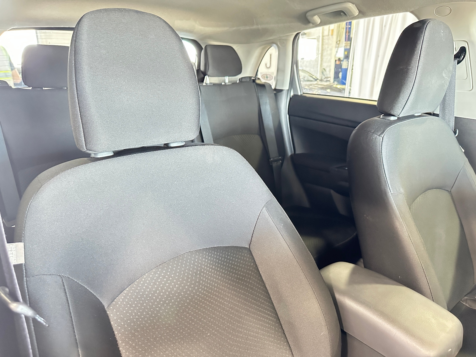 Thumbnail: 2015 Mitsubishi Outlander Sport - 2
