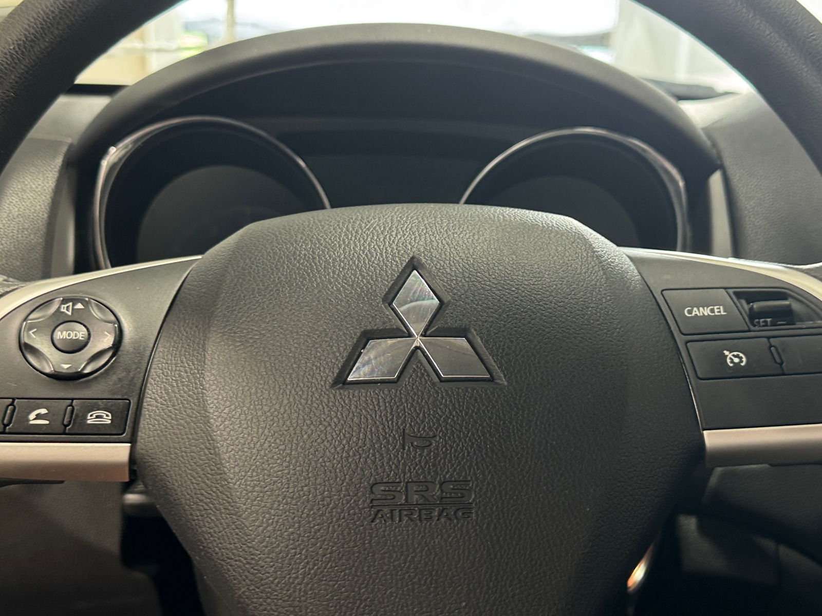 Thumbnail: 2019 Mitsubishi Outlander Sport - 5