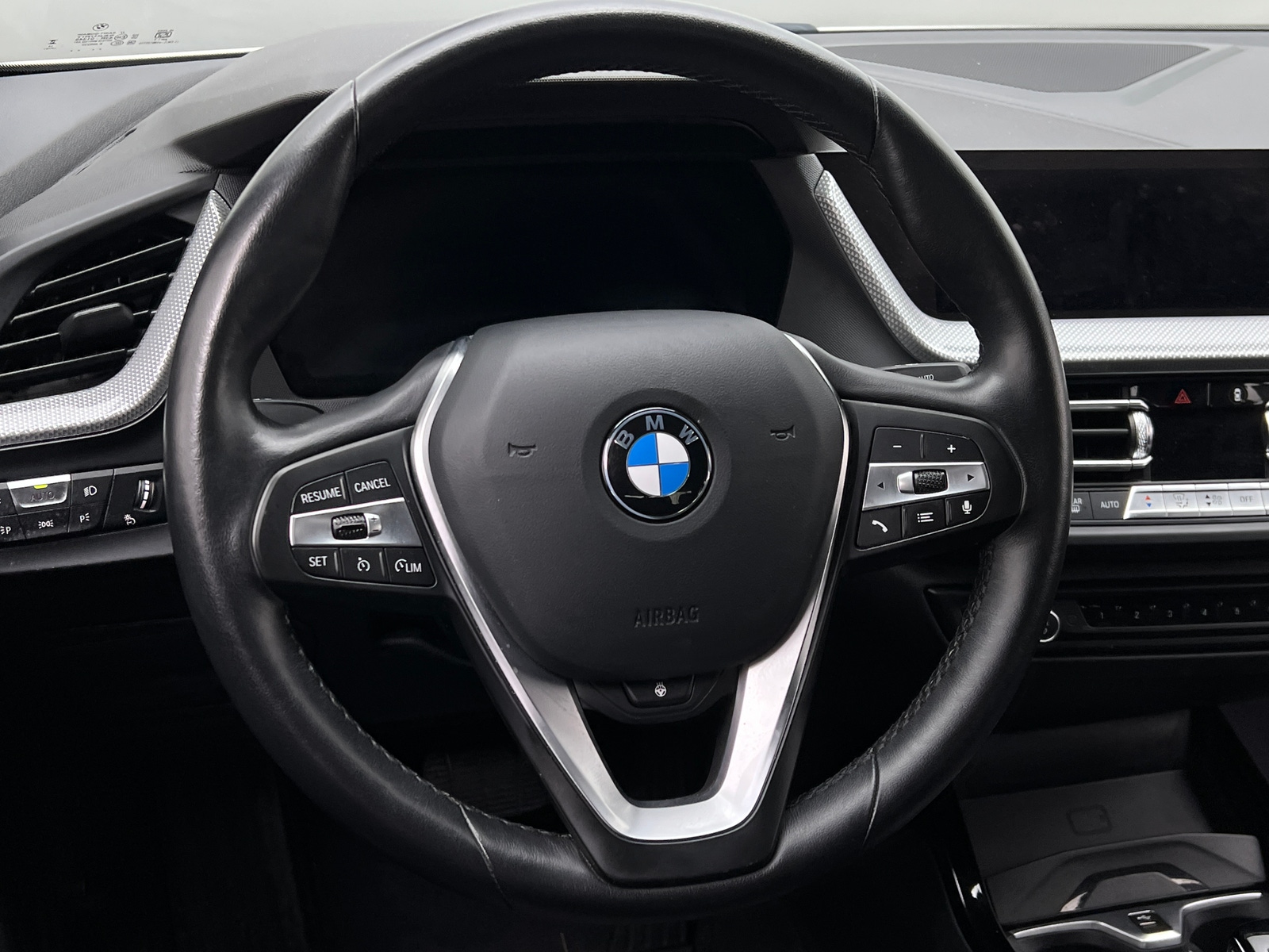 Thumbnail: 2024 BMW 2 Series - 4