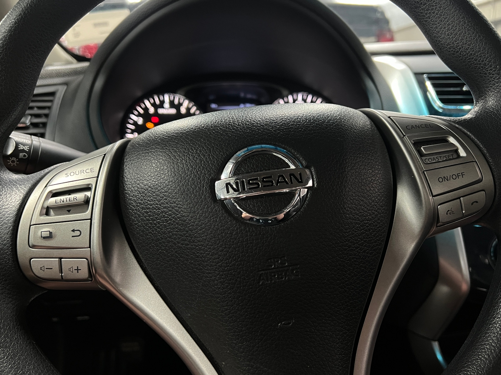 Thumbnail: 2015 Nissan Altima - 5
