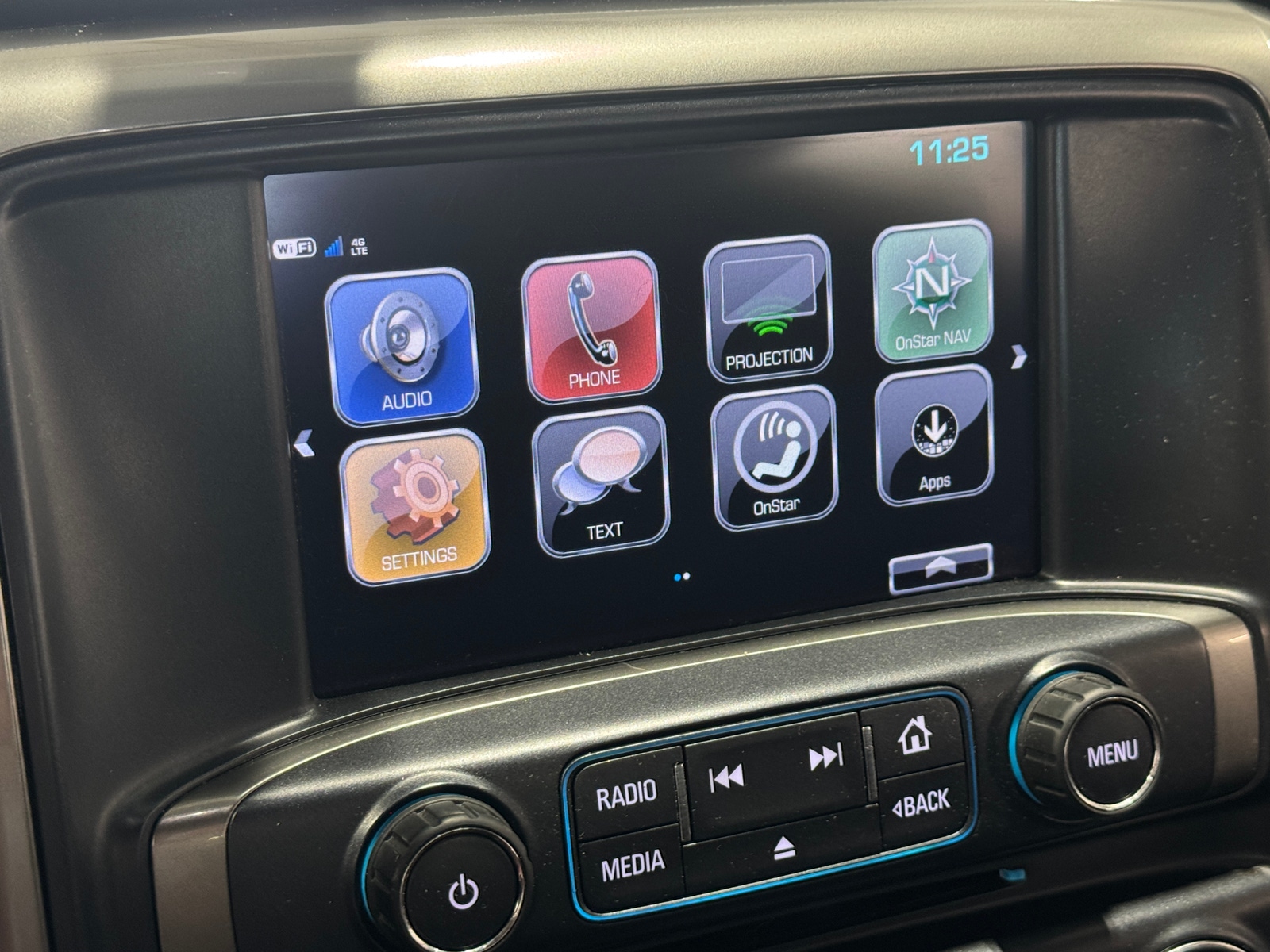 Thumbnail: 2018 Chevrolet Silverado 2500 - 4